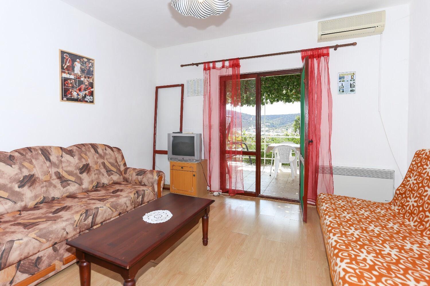 Holiday Home Marcelo-With Terrace Vinisce Exterior photo